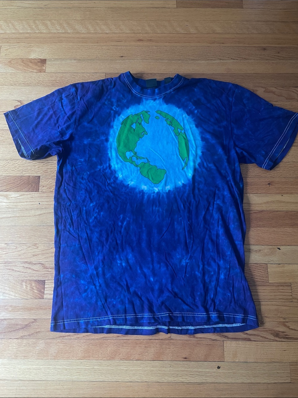 Liquid Blue Y2K Bright Blue & Green Earth Graphic Tee
